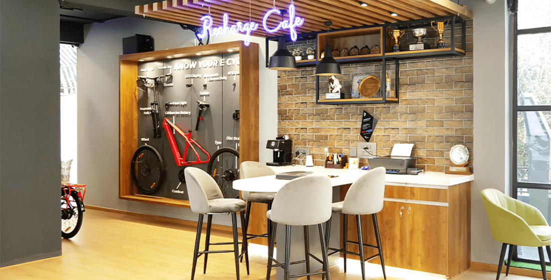 Recharge Caf&eacute;